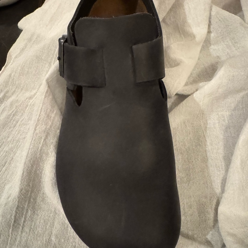Birkenstock Black Leather Slip-On Clogs - Picture 8 of 16